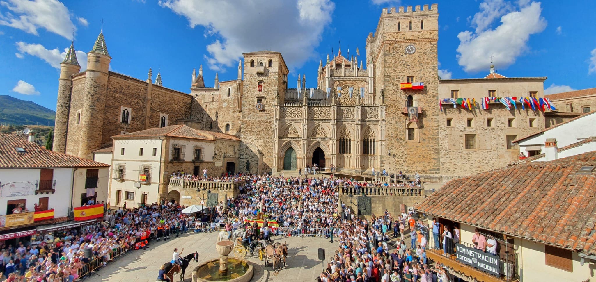 Procesión en Romería de Mirabel